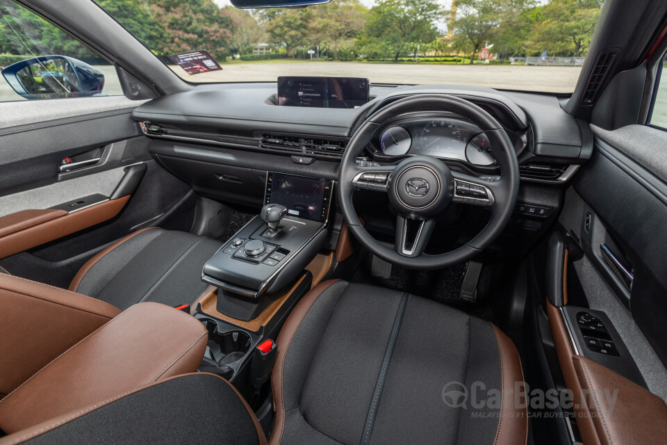 Mazda MX-30 DR (2022) Interior