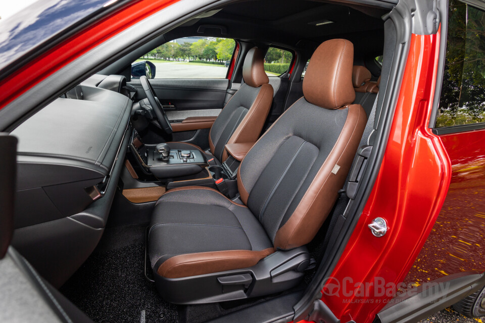 Mazda MX-30 DR (2022) Interior