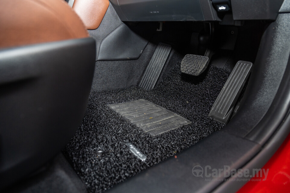 Mazda MX-30 DR (2022) Interior