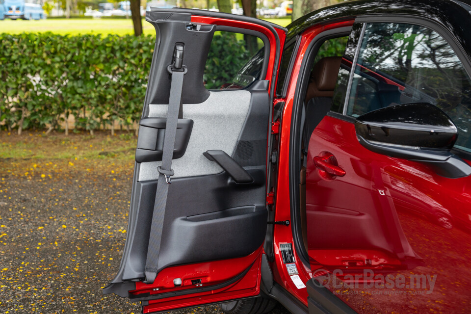 Mazda MX-30 DR (2022) Interior