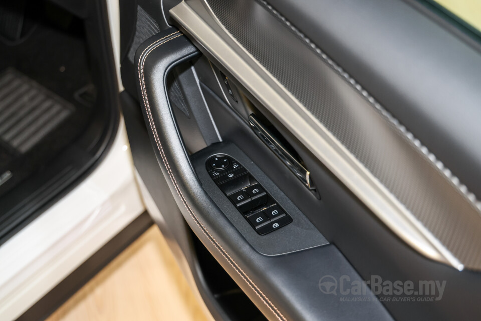 Mazda CX-60 KH (2025) Interior