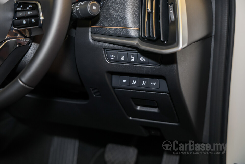 Mazda CX-60 KH (2025) Interior