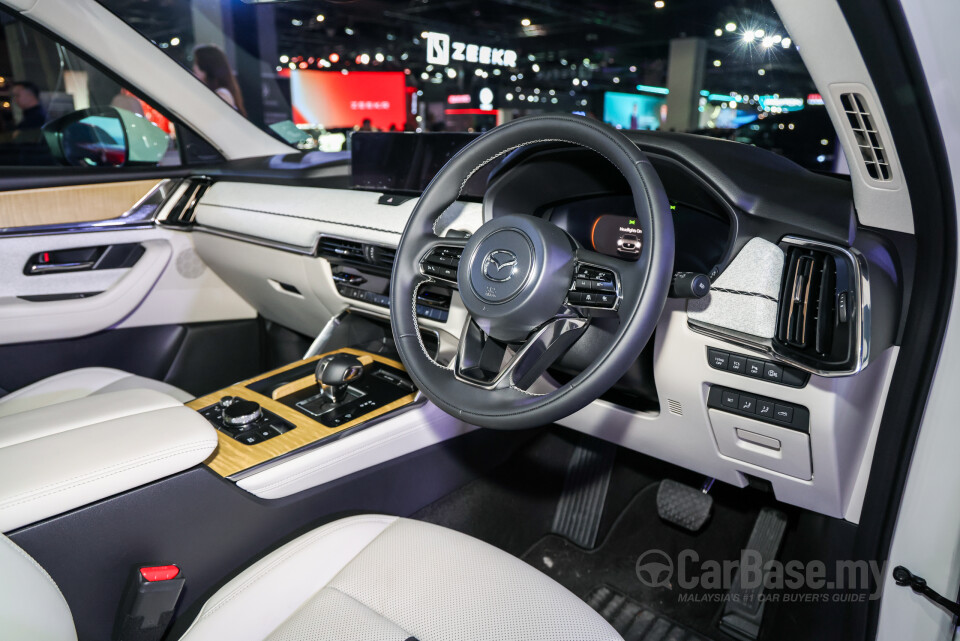 Mazda CX-60 KH (2025) Interior