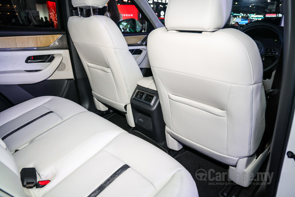 Mazda CX-60 KH (2025) Interior