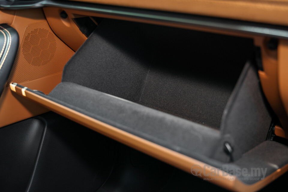 Mazda CX-80 KL (2025) Interior