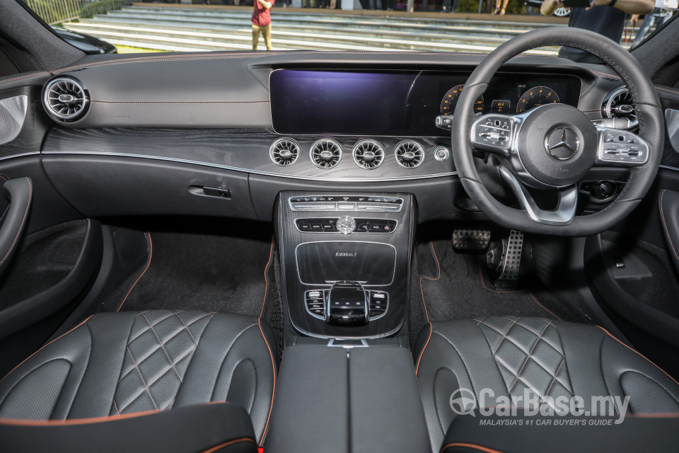 Mercedes-Benz CLS C257 (2018) Interior