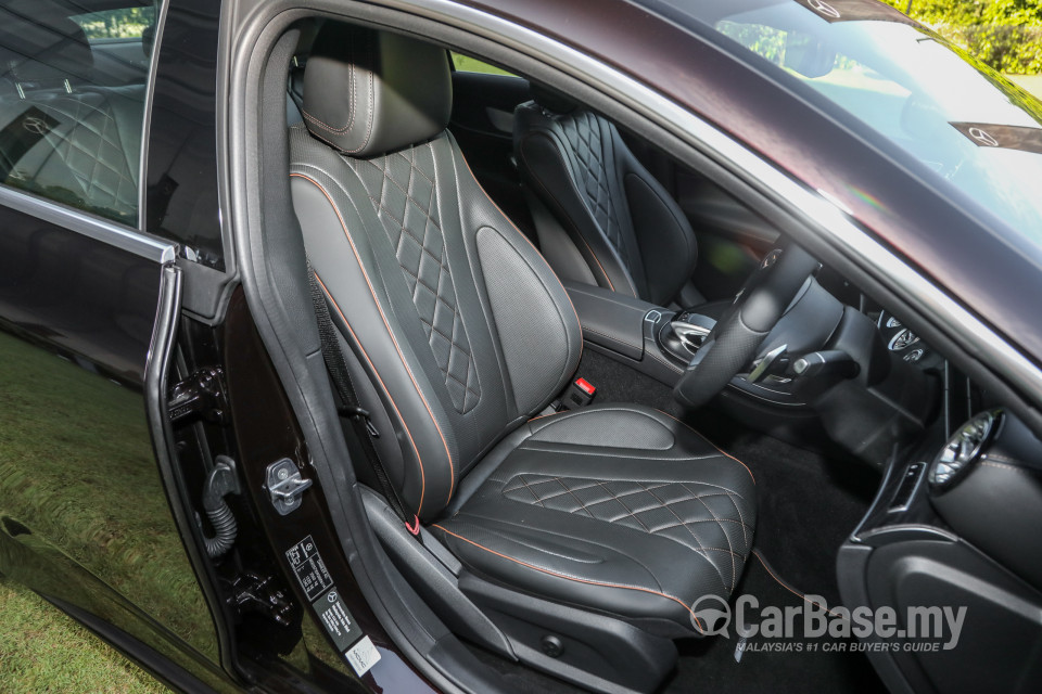 Mercedes-Benz CLS C257 (2018) Interior
