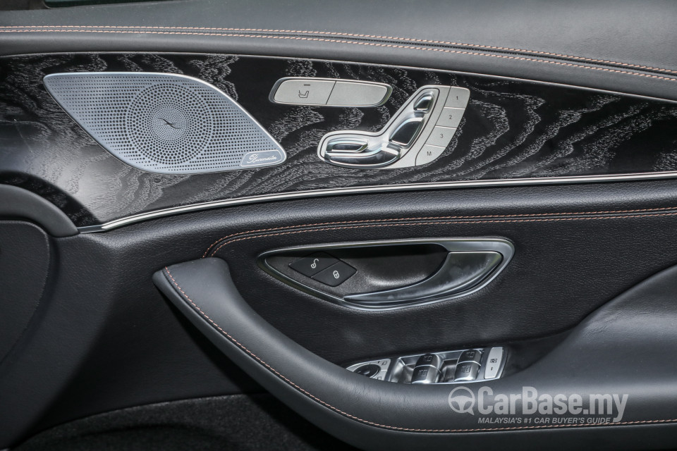 Mercedes-Benz CLS C257 (2018) Interior