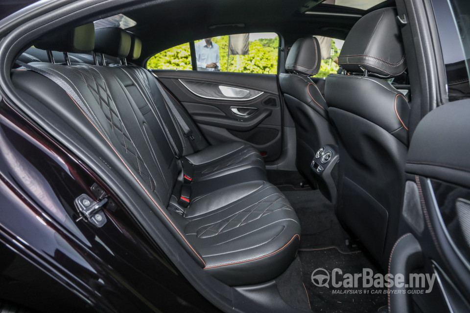 Mercedes-Benz CLS C257 (2018) Interior