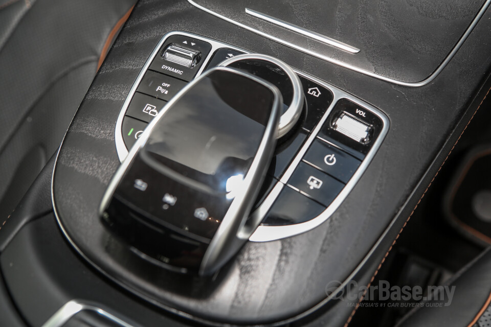 Mercedes-Benz SLC R172 Facelift (2016) Interior