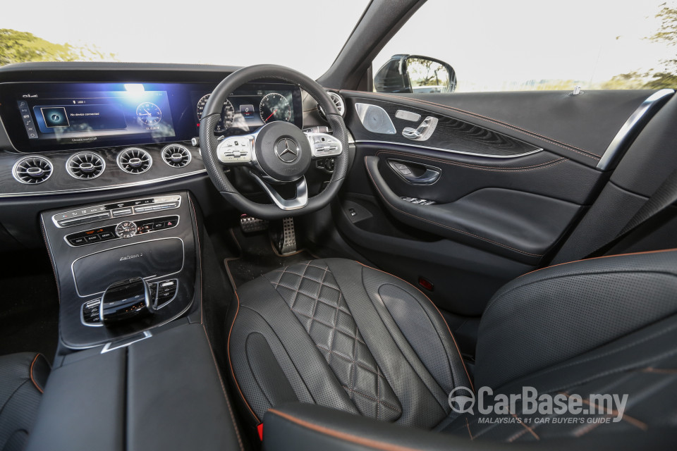 Mercedes-Benz CLS C257 (2018) Interior