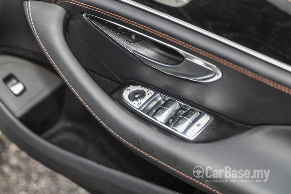 Mercedes-Benz CLS C257 (2018) Interior