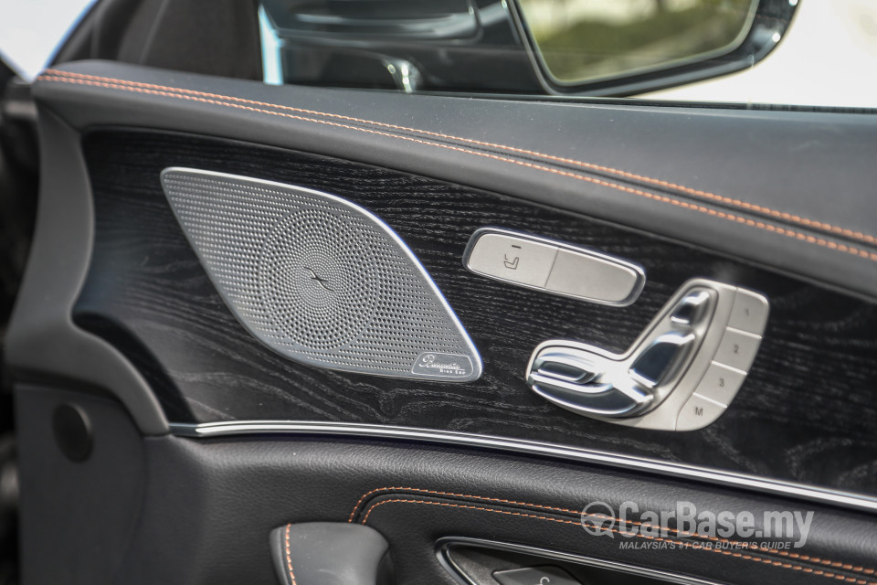 Mercedes-Benz CLS C257 (2018) Interior