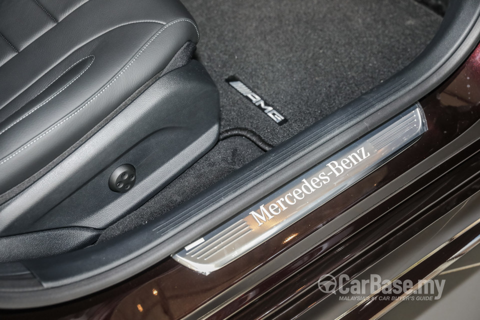 Mercedes-Benz CLS C257 (2018) Interior