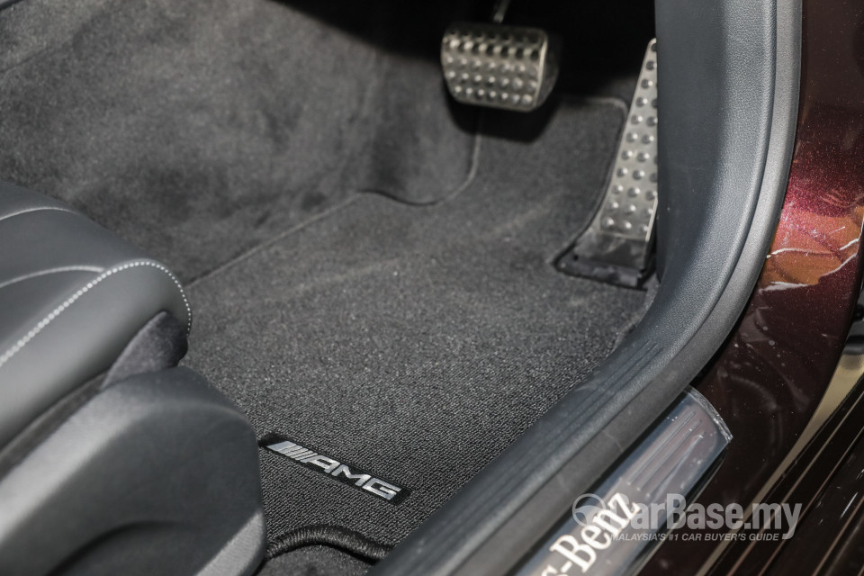 Mercedes-Benz CLS C257 (2018) Interior
