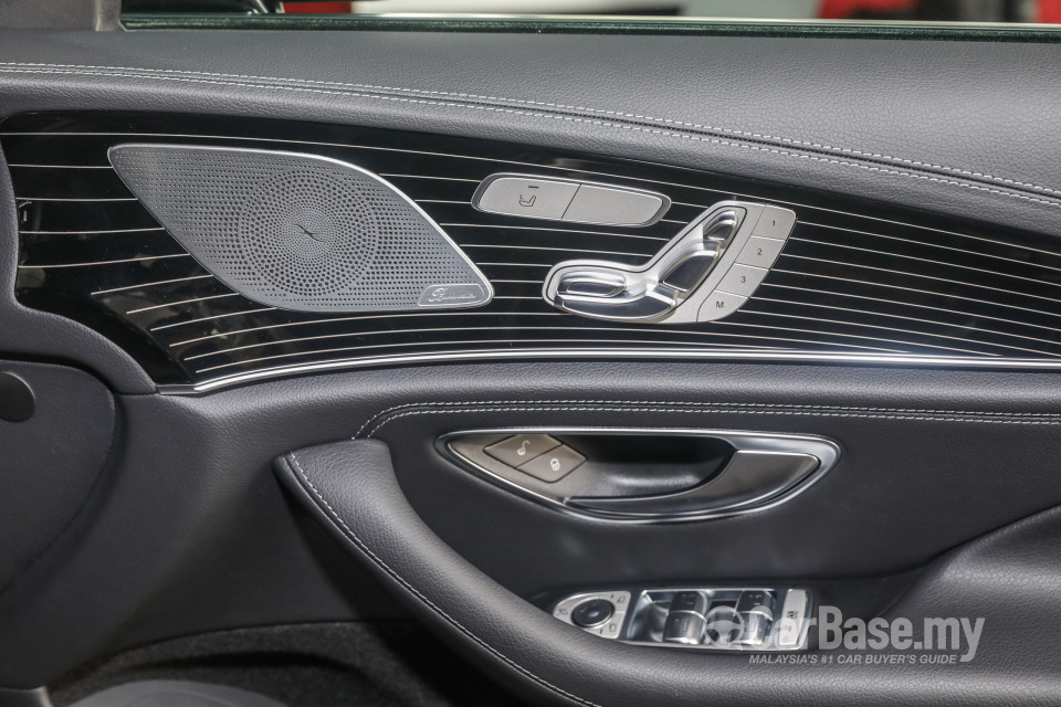 Mercedes-Benz CLS C257 (2018) Interior