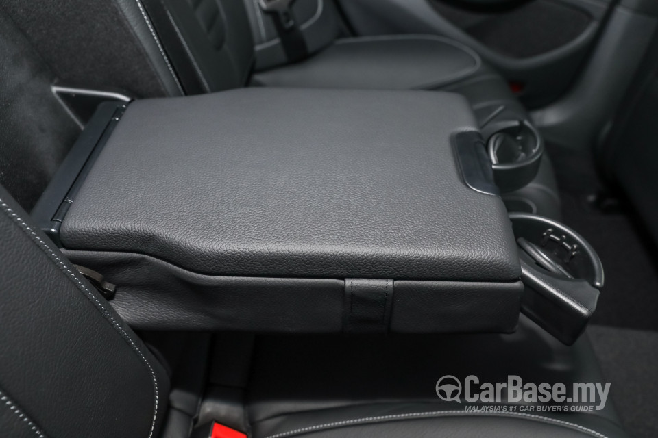 Mercedes-Benz CLS C257 (2018) Interior