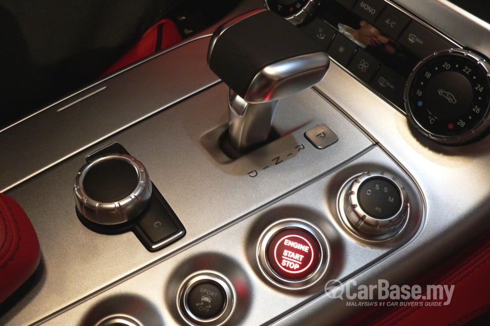 Mercedes-Benz SLS AMG C197 (2010) Interior