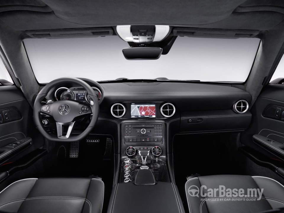 Mercedes-Benz SLS AMG C197 (2010) Interior