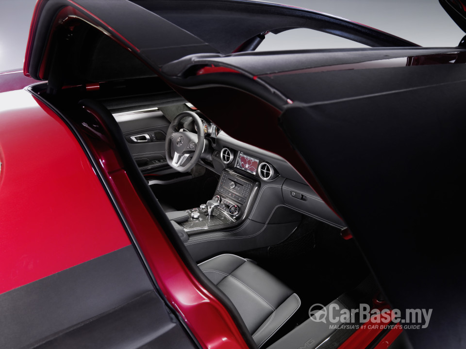 Mercedes-Benz SLS AMG C197 (2010) Interior