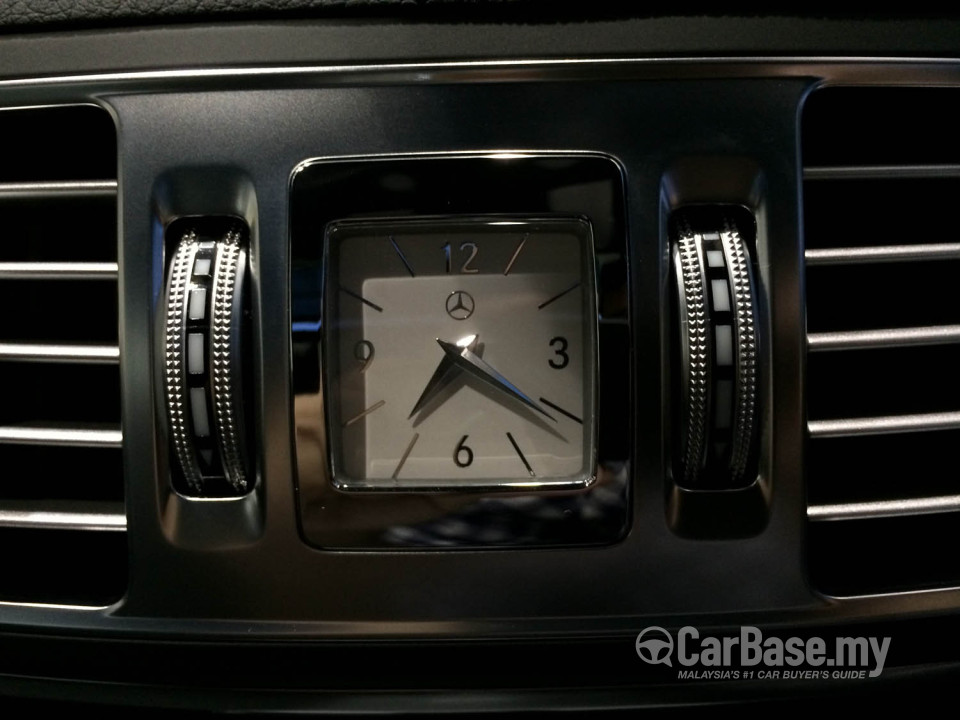 Mercedes-Benz E-Class Coupe C207 Facelift (2014) Interior