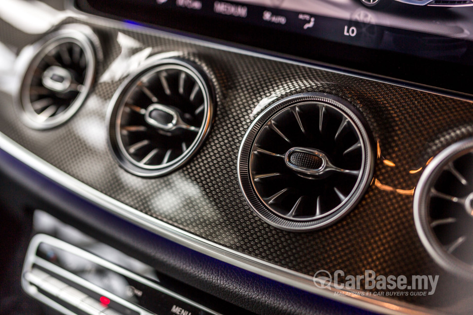 Mercedes-Benz E-Class Coupe C238 (2017) Interior