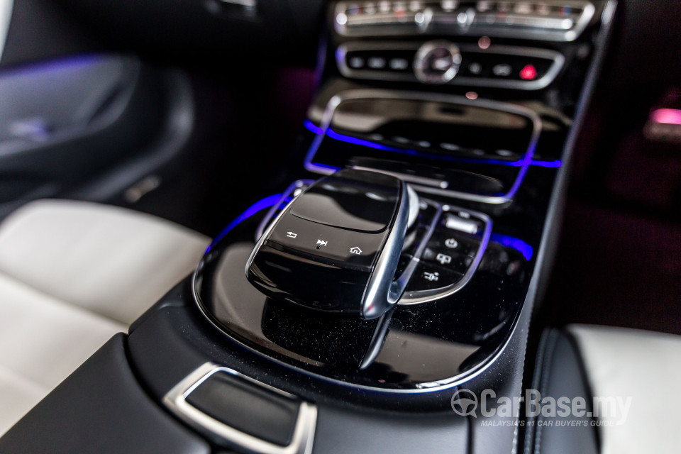 Mercedes-Benz E-Class Coupe C238 (2017) Interior