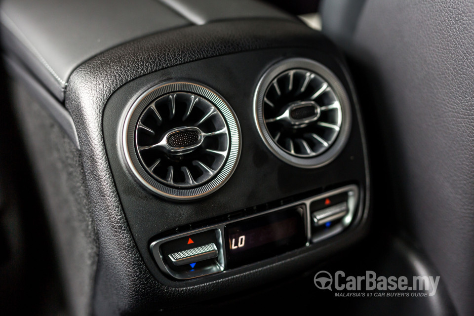 Mercedes-Benz E-Class Coupe C238 (2017) Interior