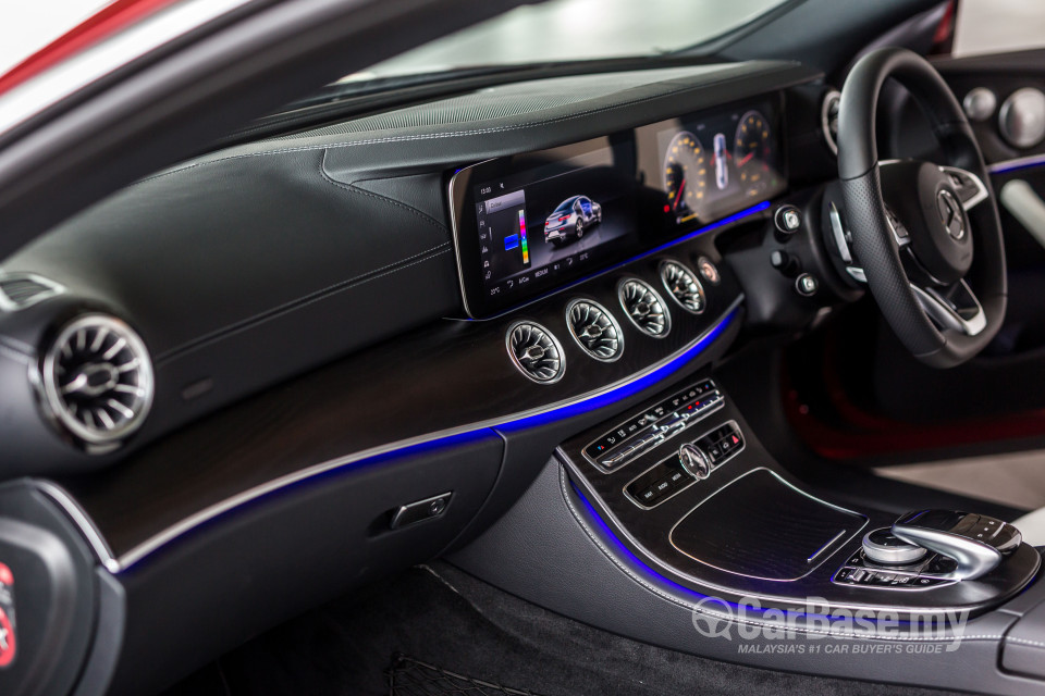 Mercedes-Benz E-Class Coupe C238 (2017) Interior