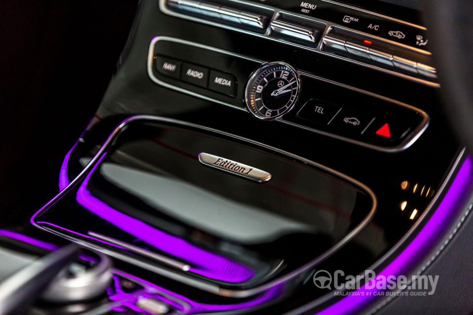 Mercedes-Benz E-Class Coupe C238 (2017) Interior