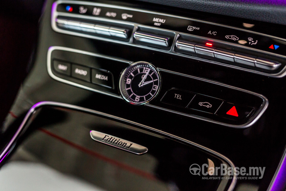 Mercedes-Benz E-Class Coupe C238 (2017) Interior
