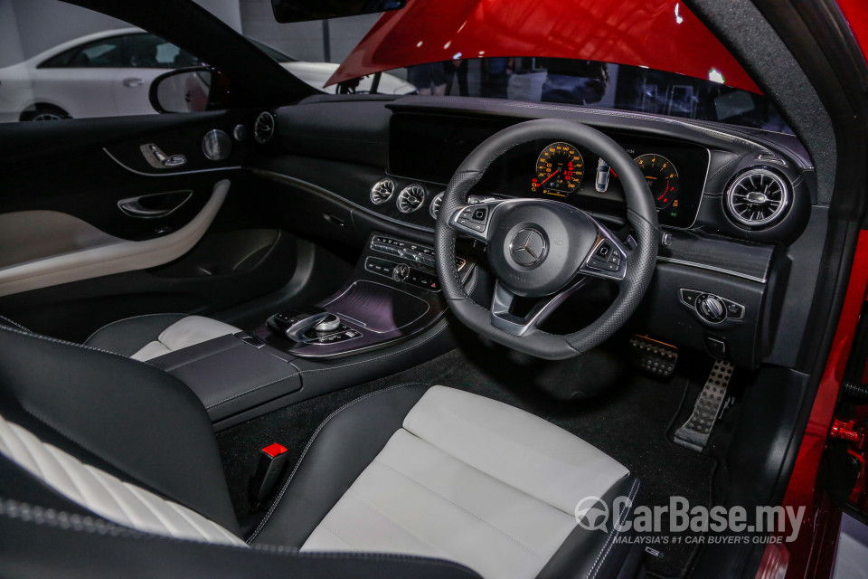 Mercedes-Benz E-Class Coupe C238 (2017) Interior