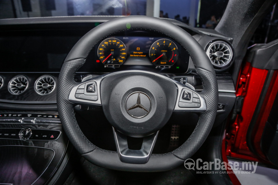 Mercedes-Benz E-Class Coupe C238 (2017) Interior