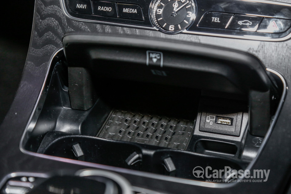 Mercedes-Benz E-Class Coupe C238 (2017) Interior