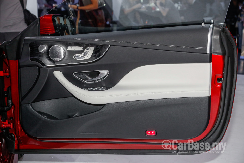 Mercedes-Benz E-Class Coupe C238 (2017) Interior