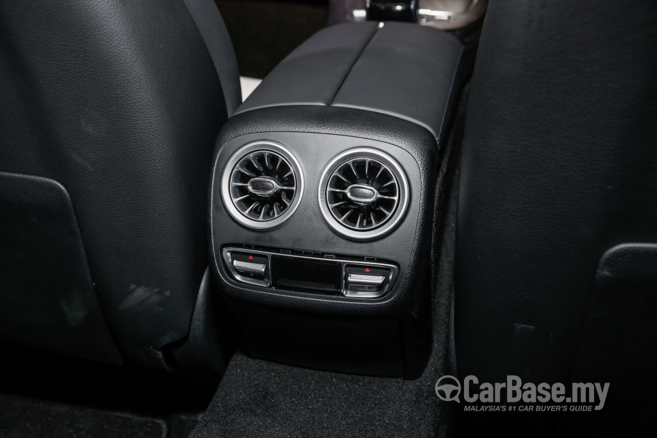 Mercedes-Benz E-Class Coupe C238 (2017) Interior