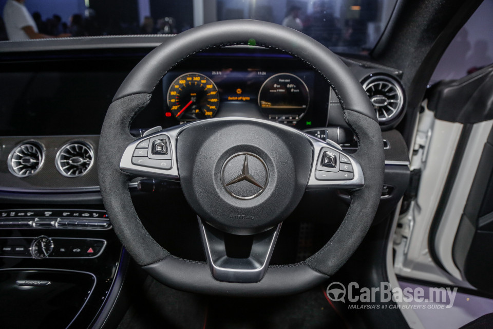 Mercedes-Benz E-Class Coupe C238 (2017) Interior