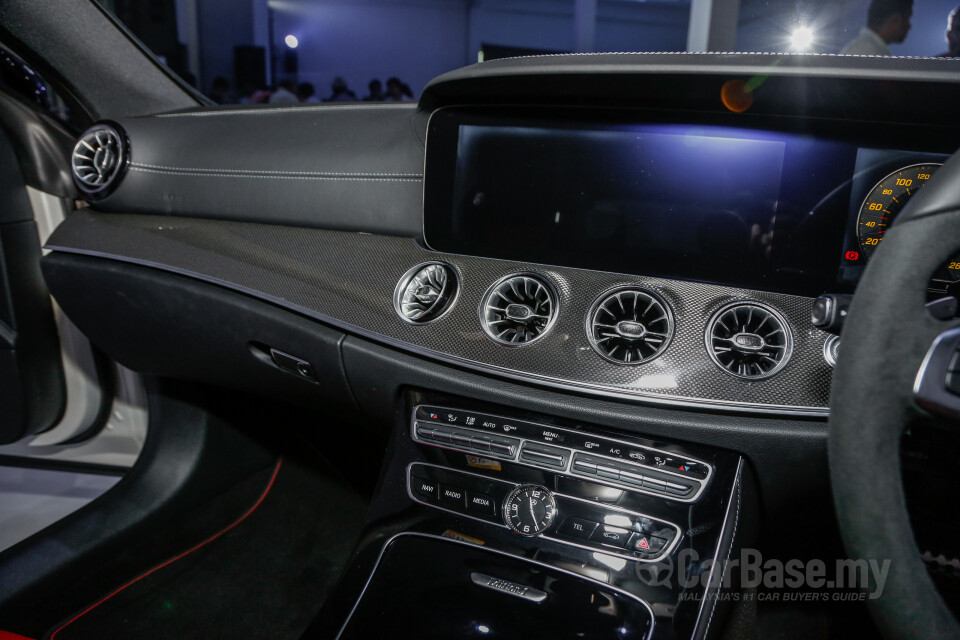 Mercedes-Benz AMG C-Class W205 AMG Facelift (2018) Interior