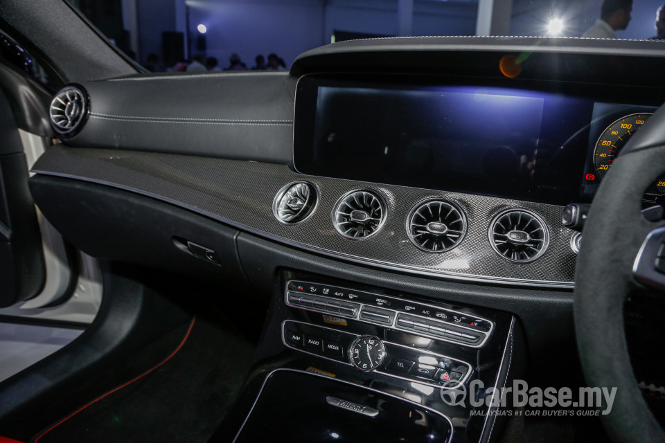 Mercedes-Benz E-Class Coupe C238 (2017) Interior