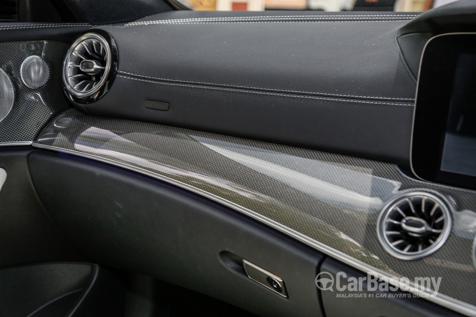 Mercedes-Benz E-Class Coupe C238 (2017) Interior