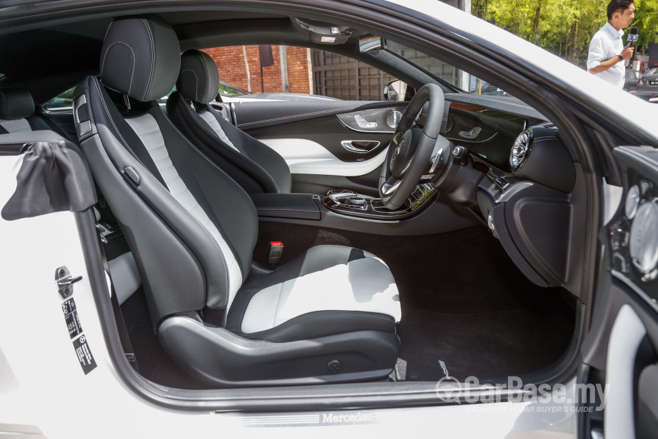 Mercedes-Benz E-Class Coupe C238 (2017) Interior