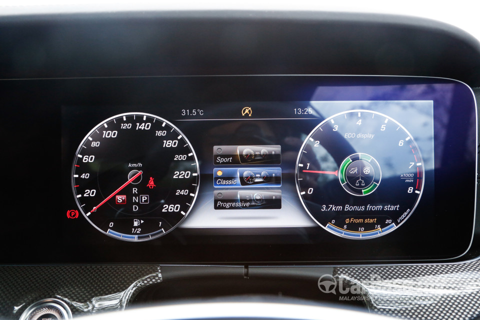 Mercedes-Benz E-Class Coupe C238 (2017) Interior