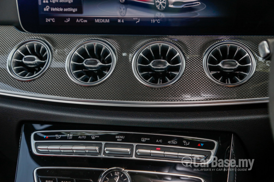Mercedes-Benz E-Class Coupe C238 (2017) Interior