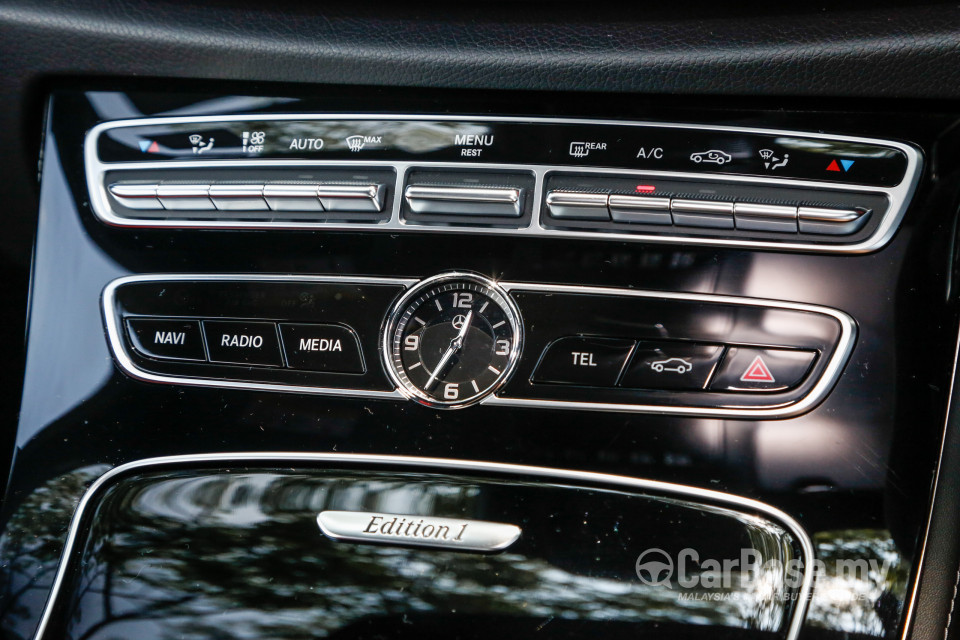 Mercedes-Benz E-Class Coupe C238 (2017) Interior