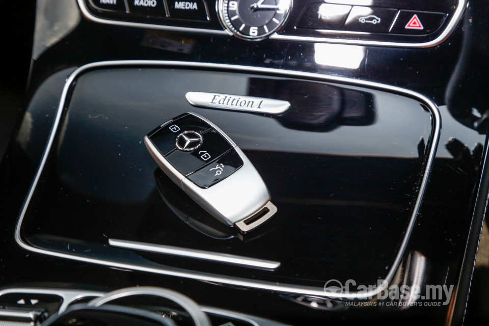 Mercedes-Benz E-Class Coupe C238 (2017) Interior