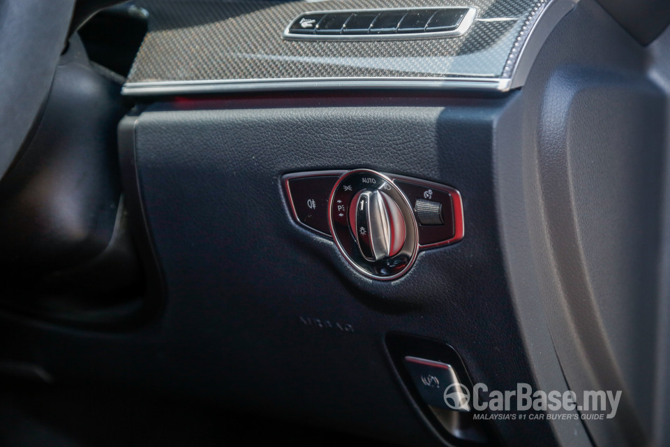 Mercedes-Benz E-Class Coupe C238 (2017) Interior
