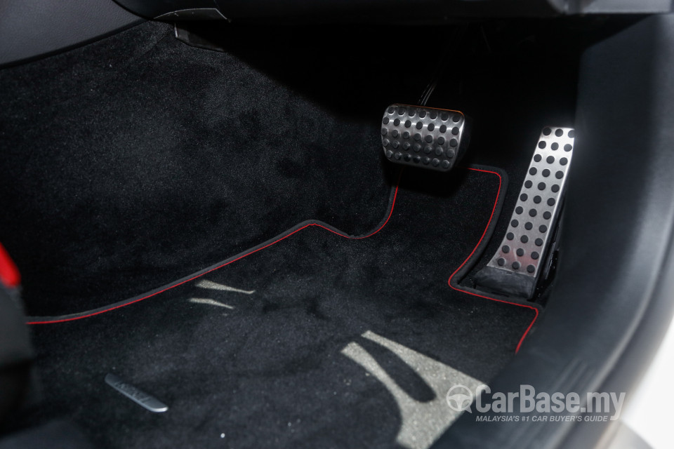 Mercedes-Benz E-Class Coupe C238 (2017) Interior