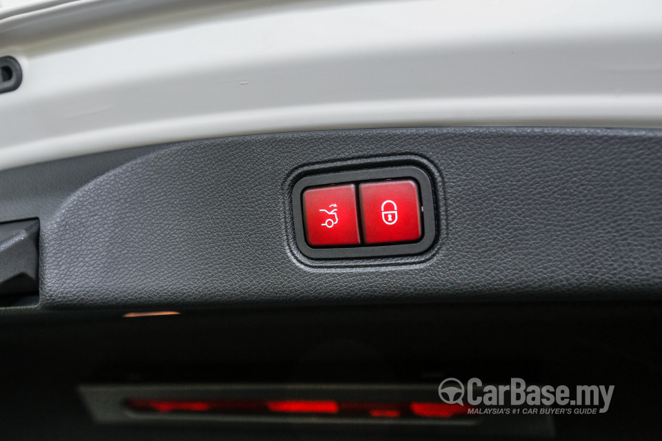 Mercedes-Benz E-Class Coupe C238 (2017) Interior