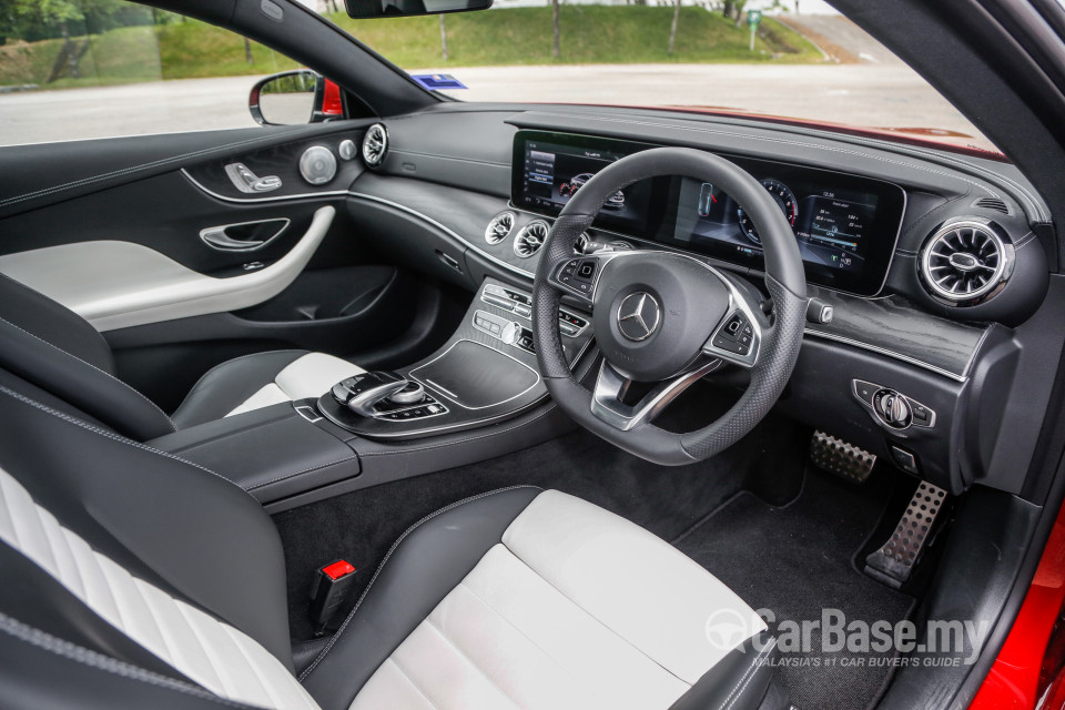 Mercedes-Benz E-Class Coupe C238 (2017) Interior