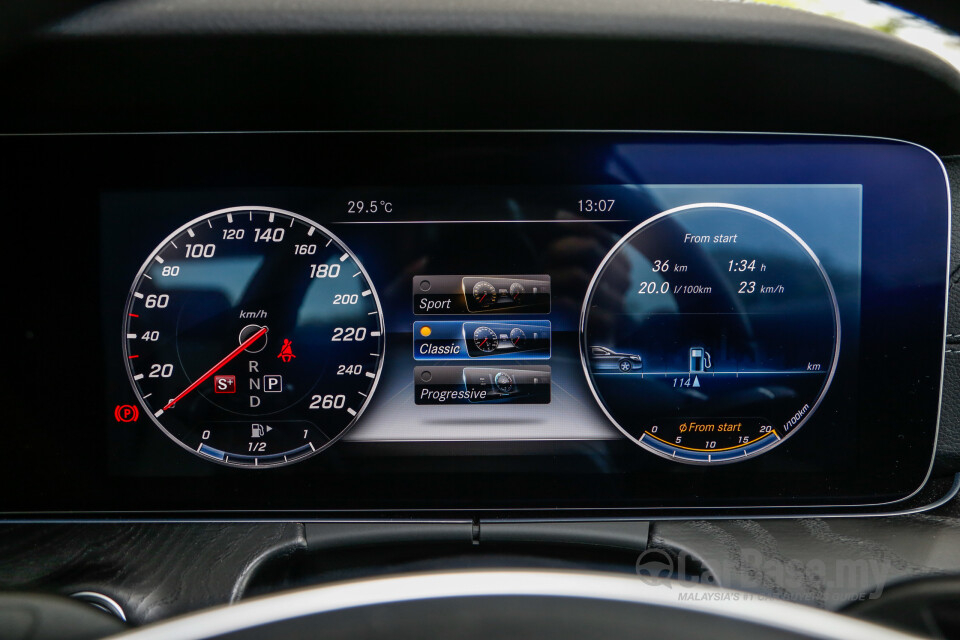 Mercedes-Benz SLC R172 Facelift (2016) Interior